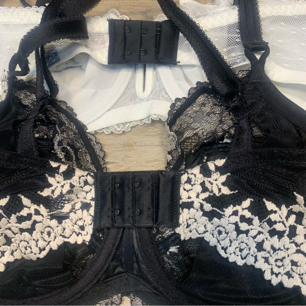 Auden Wacoal Embrace 2 Lace Underwired Unlined Balconete - Picture 13 of 13